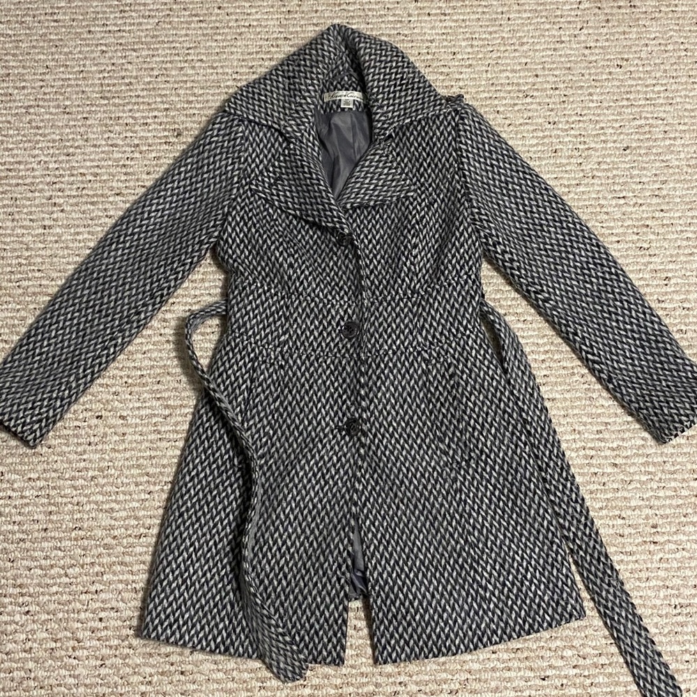 KENNETH COLE COAT - Picture 2 of 5